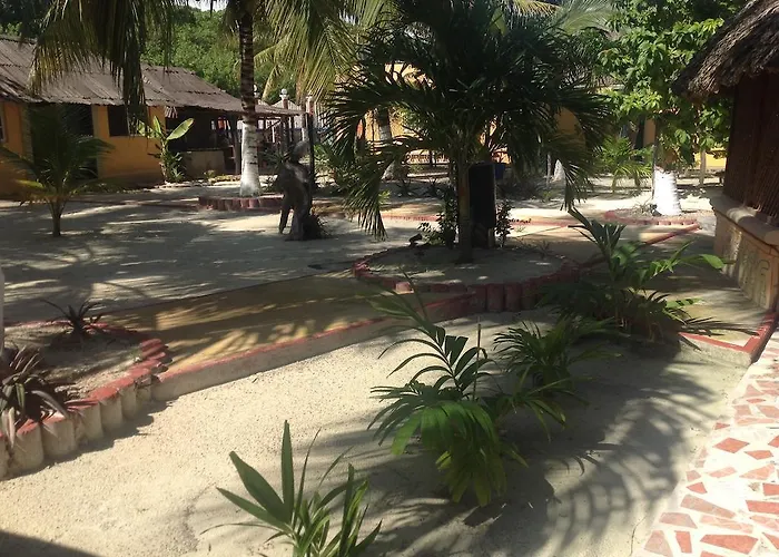 Gasthof La Conchita Punta Allen